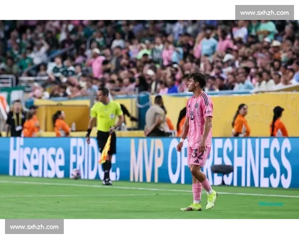 克瓦拉茨赫利亚晒与梅西同框:追星少年圆梦,直言荣幸 克瓦拉茨赫利亚晒与梅西同框:追星少年圆梦,直言荣幸